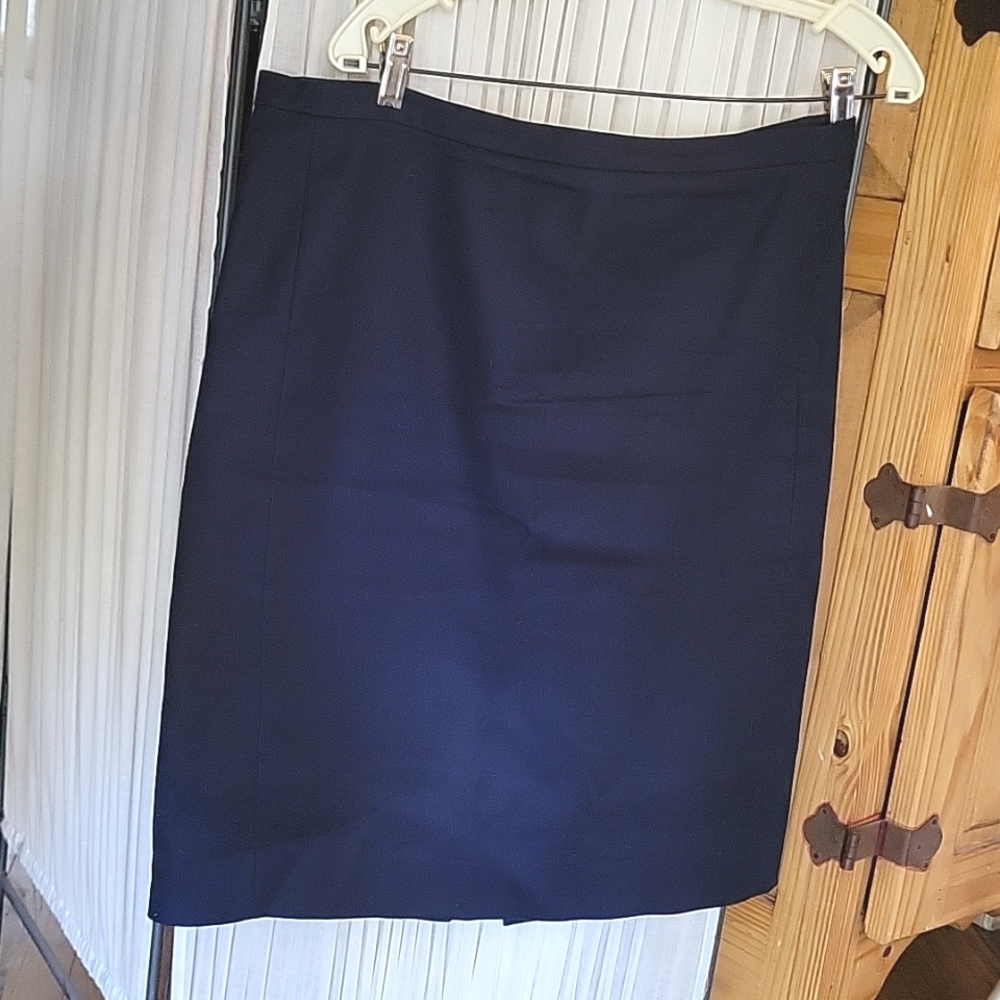 J. CREW navy blue size 12 skirt